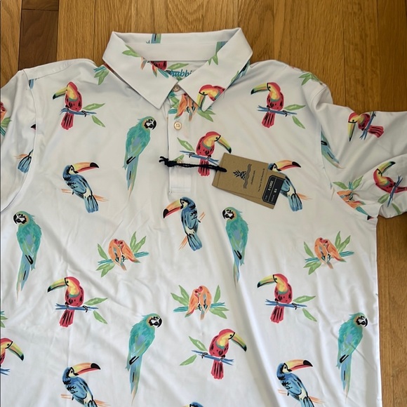 New w/Tags Chubbies White Tropical Print Men's Shirt "The Dude Where's Macaw" ❤️ - Picture 6 of 6